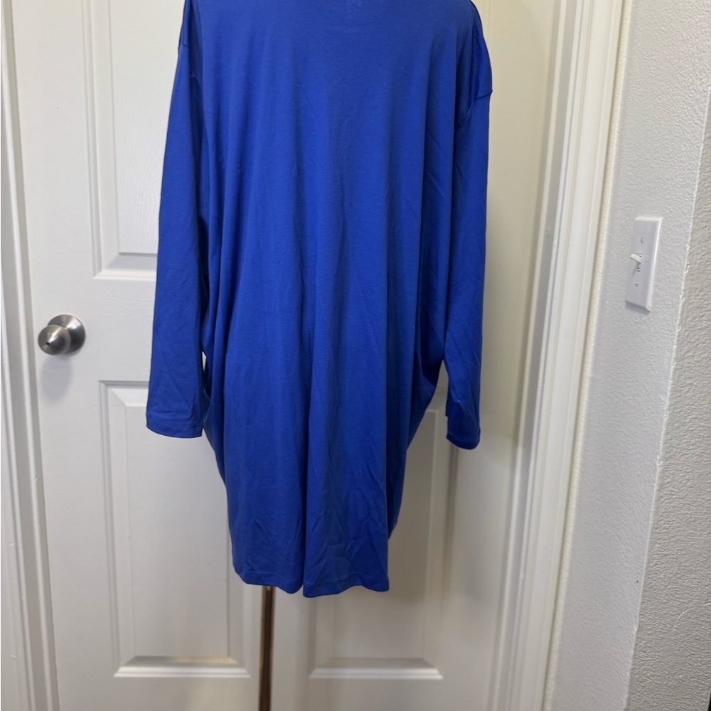 Lands' End Classic Blue Top - Picture 2 of 7